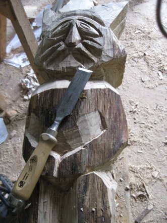 Pallisaden am Zuweg zum Opferplatz