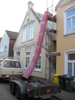 Abriss der alten Dachdeckung